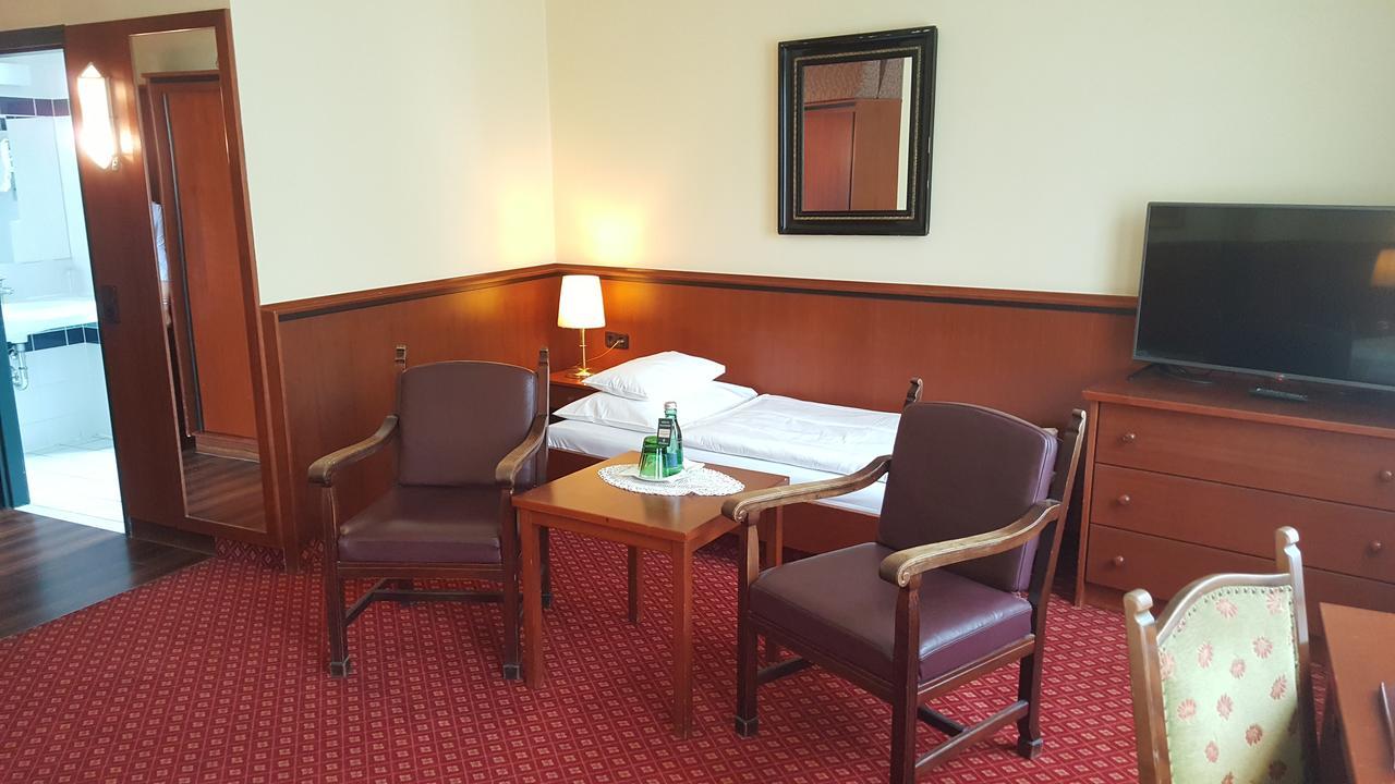 Landhotel Jagdhof Guntramsdorf Exteriér fotografie